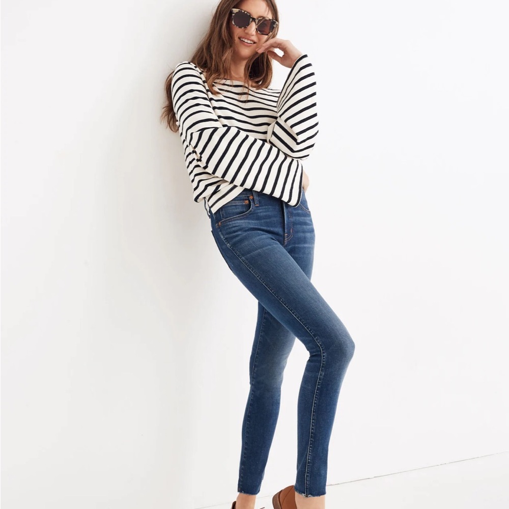 Madewell - 9" Mid-Rise Skinny Jeans in Paloma Wash: Raw-Hem Edition
